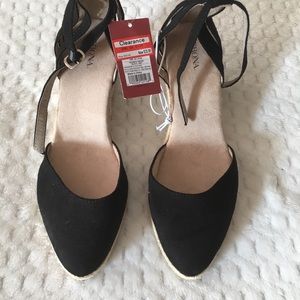 Merona Wedge shoes size 8.5